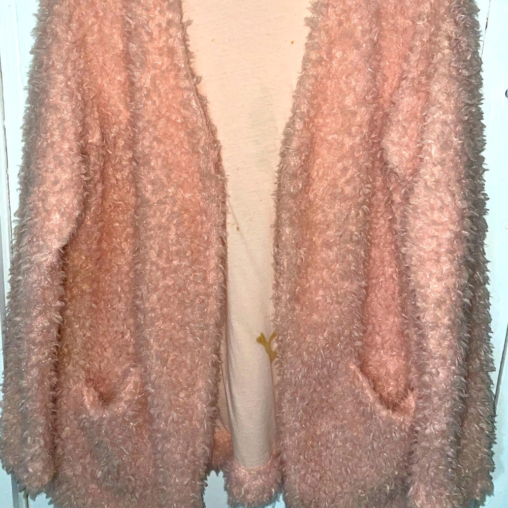 Pink cardigan with pockets